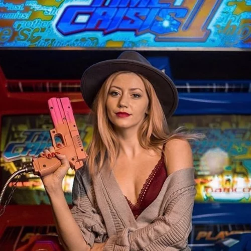 Το Triangle Bra της Tezenis είναι το fashion item που χρειάζεσαι για τα ανοιξιάτικα looks σου