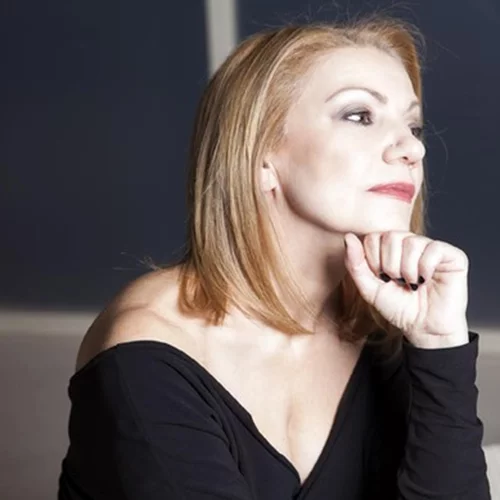 Πέμη Ζούνη | Είδαμε την ταλαντούχα ηθοποιό σε επίσημο γεγονός μετά από πολύ καιρό