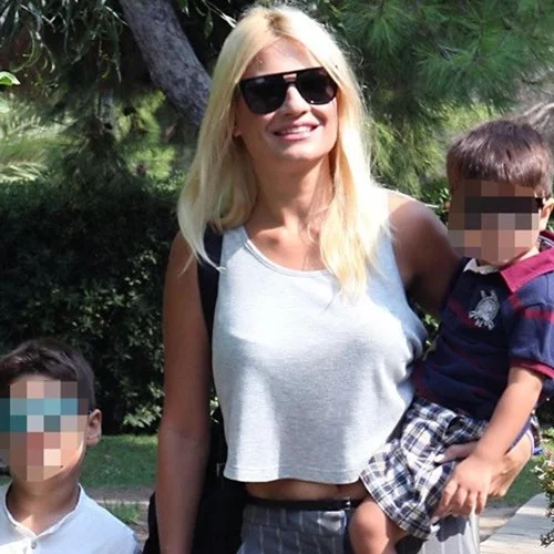 Φαίη Σκορδά | Δημοσίευσε φωτογραφία με το γιο της, Γιάννη, με αφορμή τα γενέθλιά του