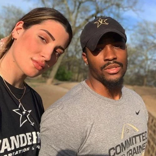 Full in love η κούκλα κόρη του Παναγιώτη Φασούλα | Δες φωτογραφίες με τον σύντροφό της