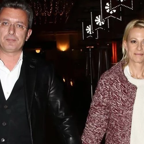 Νίκος Χατζηνικολάου | "Επίθεση" στον δημοσιογράφο από την πιο όμορφη γυναίκα (pic)