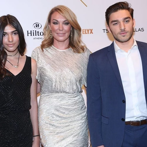 Τατιάνα Στεφανίδου | Η κούκλα 15χρονη κόρη της έχει Instagram (+κάποιες τέλειες φωτογραφίες που την έχει τραβήξει)