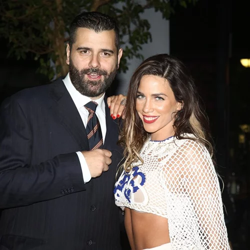 Γενέθλια Κατερίνας Στικούδη | Η ηλικία και η ...διαφορετική τούρτα που έσβησε