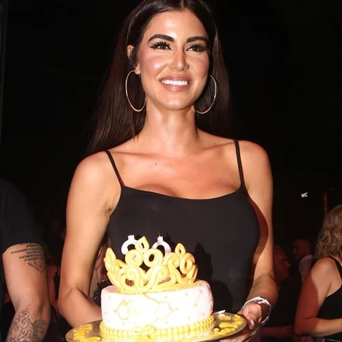 Γενέθλια Ιωάννας Μπέλλα | Φωτογραφίες από το party και η εντυπωσιακή μαμά της που τράβηξε τα βλέμματα όλων