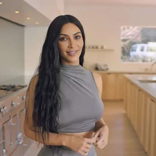 H Κim μοιράστηκε την πρώτη φωτογραφία του Psalm