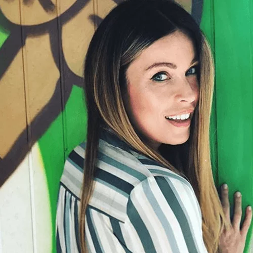 Στο κομμωτήριο για βαφή η Μαριέττα Χρουσαλά | Δες πώς έκανε τα μαλλιά της