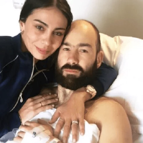 Περαστικά «Kill Bill» | Η τρυφερή φωτογραφία της Ολυμπίας Χοψονίδου μέσα από το νοσοκομείο