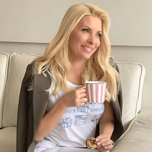 Ελένη Μενεγάκη | Η πρώτη φωτογραφία με μαγιό για το 2019 με αφορμή τις διακοπές του Πάσχα