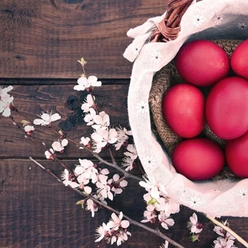 3 tips για να μην σπάσουν τα πασχαλινά αυγά
