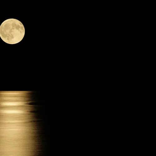 Πανσέληνος στο Ζυγό στις 19 Απριλίου | Πώς θα επηρεάσει όλα τα ζώδια;