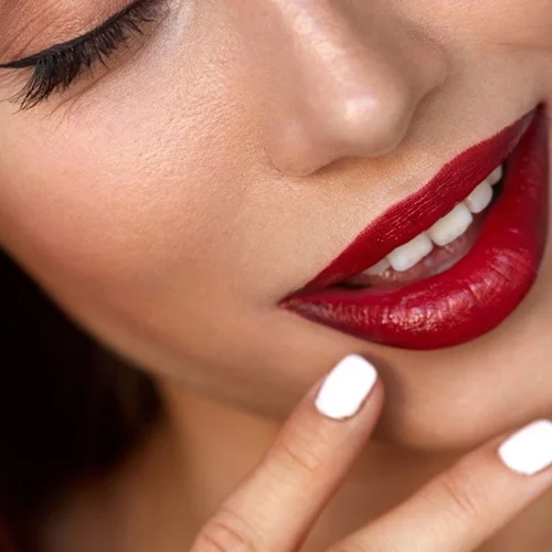 Τα καλύτερα κραγιόν με διάρκεια | Τα βάζεις και ξεχνάς να κάνεις ανανέωση