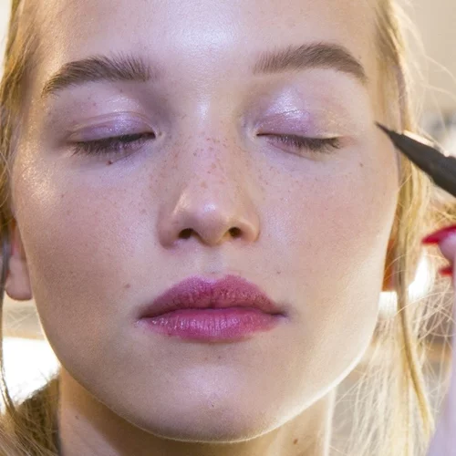 Οι beauty αγορές του μήνα Απριλίου (άρωμα, νύχια, περιποίηση, όλα)