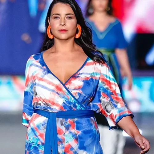 Δες την πιο ωραία plus size συλλογή για την άνοιξη και το καλοκαίρι