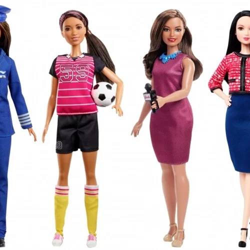 Γιατί η Barbie είναι η πιο αγαπημένη κούκλα όλων των κοριτσιών;