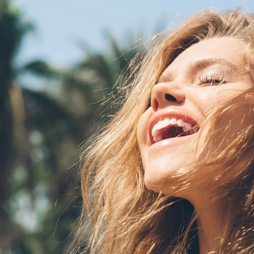 5 καθημερινές συνήθειες που δε φαντάζεσαι σαμποτάρουν την ευτυχία σου