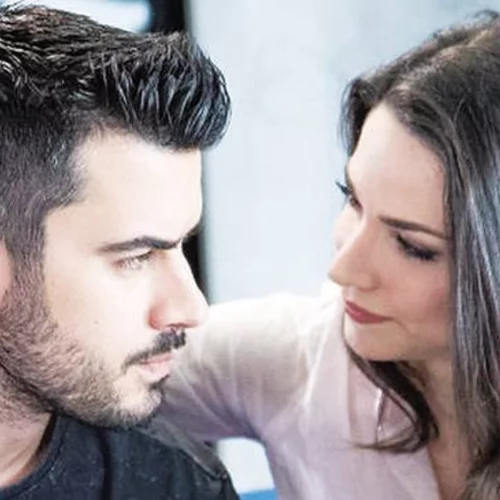 Γιάννης Τσιμιτσέλης | Πάσχα στο Παρίσι με την Κατερίνα Γερονικολού (pic)