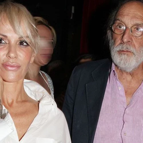 Νατάσα Καλογρίδη | Ο πιο απλός τρόπος για να βάψουμε τη ρίζα των μαλλιών μας όσο είναι κλειστά τα κομμωτήρια