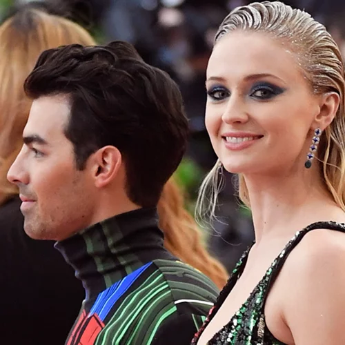 Sophie Turner-Joe Jonas | 9 κοινές εμφανίσεις τους επιβεβαιώνουν πως είναι από τα πιο stylish ζευγάρια