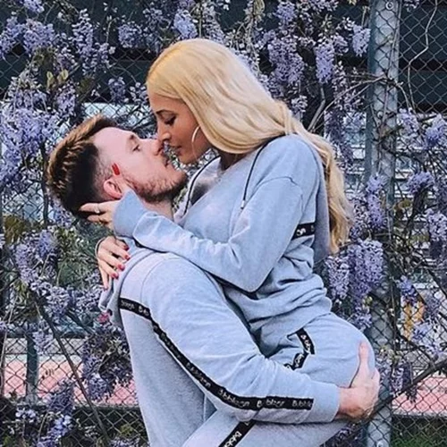 Στο νοσοκομείο ο σύντροφος της Ιωάννας Τούνη, Νώντας Παπαντωνίου | Το δημόσιο μήνυμά της