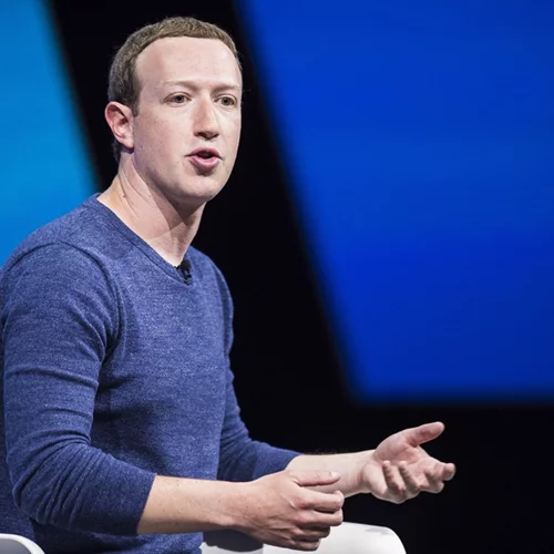 Στην Ακρόπολη ο Mark Zuckerberg – Η φωτογραφία που πόσταρε στο Facebook