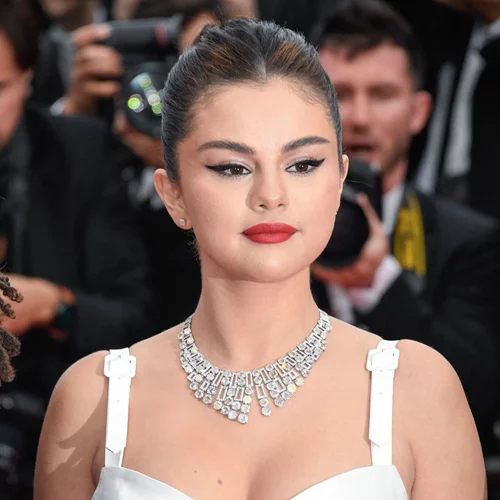 Η Selena Gomez με την Kamala Harris για την ψυχική υγεία και γιατί ψηφίζει για πρώτη φορά