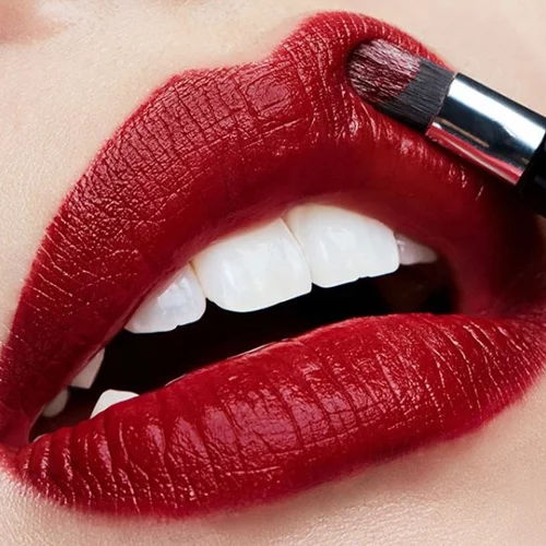 Δες το επετειακό Viva Glam Lipstick για τα 25 του χρόνια