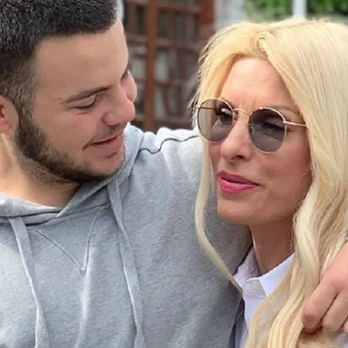 Το μήνυμα της Ελένης Μενεγάκη στους followers της | "Δώσε σε αυτούς που αγαπάς..."