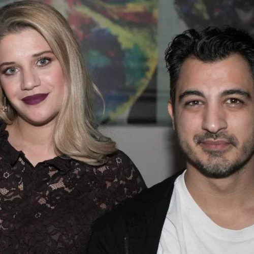 Τζένη Θεωνά | Να το δώρο που της έφερε ο Δήμος Αναστασιάδης από την Αμερική