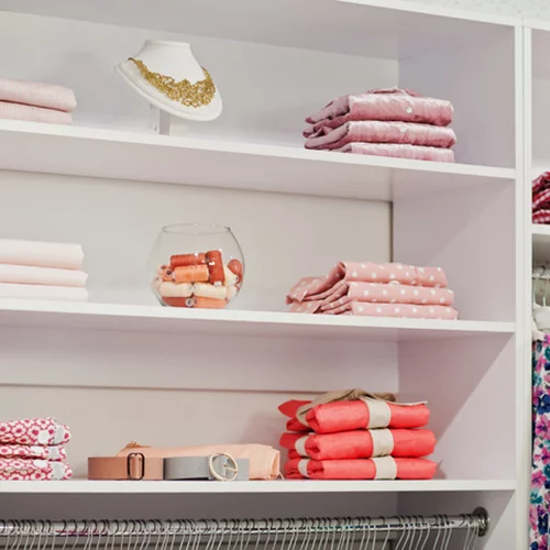 Πώς να κάνεις ανοιξιάτικη εκκαθάριση στην ντουλάπα σου