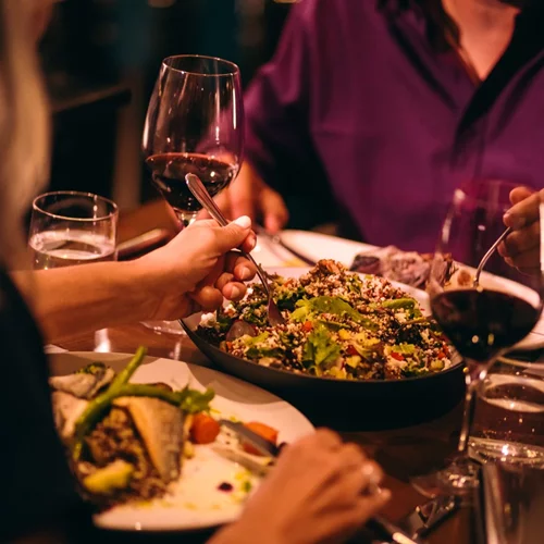 Πώς να φύγεις από ένα κακό ραντεβού χωρίς να είσαι αγενής;