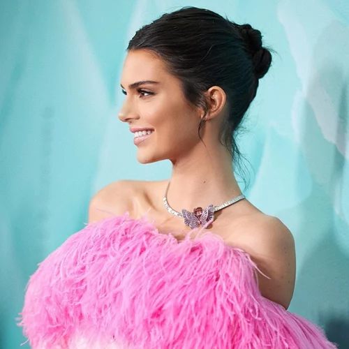 Kendall Jenner | «Σπάει» την σιωπή της και μιλάει για την σχέση της