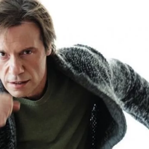 Στράτος Τζώρτζογλου | Αυτό είναι το προσκλητήριο του γάμου του - Πότε και πού θα γίνει;