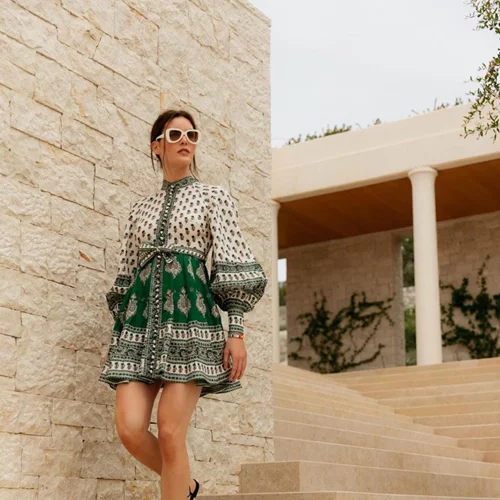 Net-a-Porter | H πιο fashion καμπάνια έχει άρωμα Ελλάδας