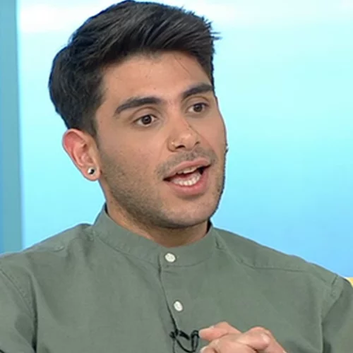 Μανώλης Σαρρής | Ο νέος MasterChef στους «ΚούΚου» με το κορίτσι του!