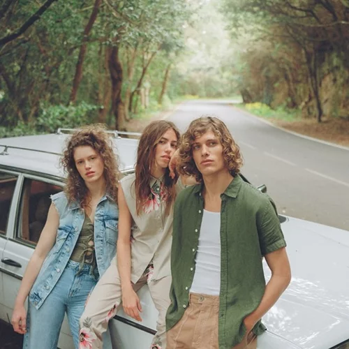 Η πιο καλοκαιρινή και ανέμελη συλλογή είναι Pepe Jeans