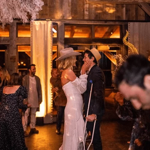 Karlie Kloss | Το wedding party με θέμα την Άγρια Δύση και οι εκλεκτοί καλεσμένοι