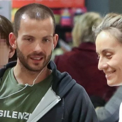 Η Ελεονώρα Μελέτη για μπάνιο με την κόρη της | Δες την τέλεια φωτογραφία