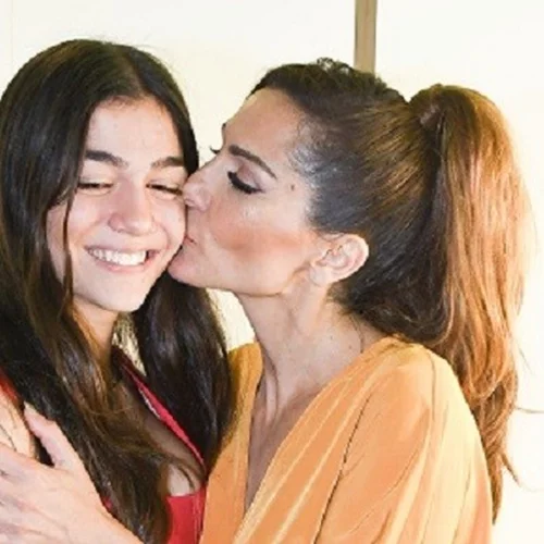 Δέσποινα Βανδή | Τραγουδάει με τη Μελίνα και ρίχνει το Instagram! Δες το video