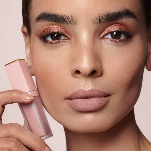 Η Violette κυκλοφορεί νέα συλλογή μακιγιάζ με τις πιο basic αποχρώσεις