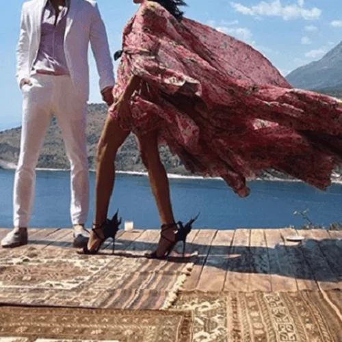 Δες ποιο ζευγάρι της ελληνικής showbiz παντρεύτηκε "κρυφά" την Κυριακή