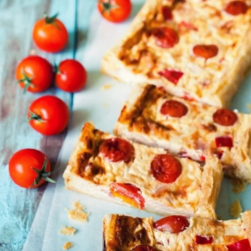 Συνταγή για αλμυρή τάρτα με ντοματίνια