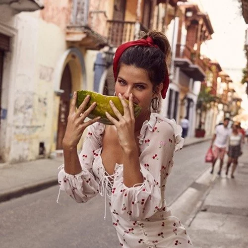 10 fashion brands που ανέδειξε το instagram και τι προτείνουν για το καλοκαίρι 2019