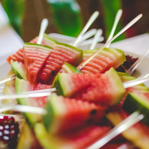 10 ιδέες για καλοκαιρινά σνακ στην παραλία