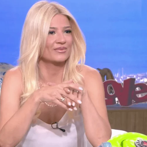 Φαίη Σκορδά | Η απάντηση για τις πλαστικές που της χρεώνουν