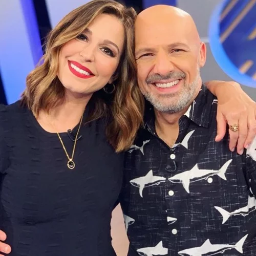 Κατερίνα Παπουτσάκη | Στον Νίκο Μουτσινά! Οι απολαυστικές ατάκες on air