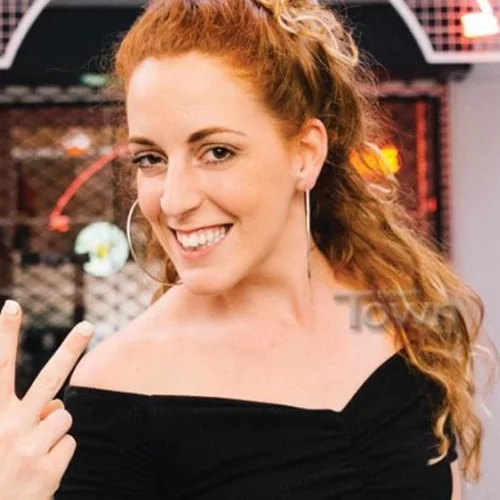 Σπυριδούλα Καραμπουτάκη | Μιλά ανοιχτά για τα πολυσυζητημένα χρέη & τον χωρισμό: «Ήταν δύσκολος κι επώδυνος»