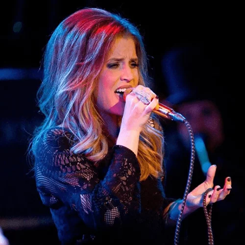 H Lisa Marie Presley μίλησε ανοικτά για τον εθισμό της