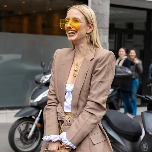 Είσαι κορίτσι της πόλης; Γιατί αυτό άραγε μπορεί να γίνει ο μεγαλύτερος εχθρός της επιδερμίδας σου;