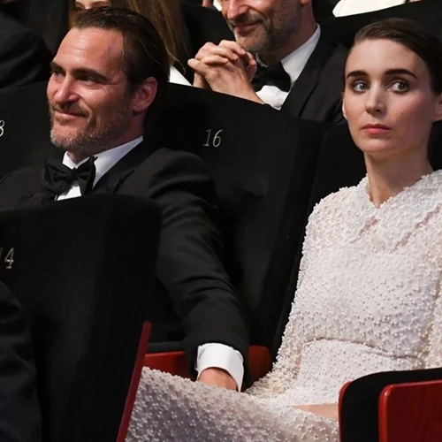 Η Rooney Mara και ο Joaquin Phoenix αρραβωνιάστηκαν!