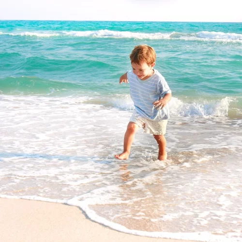 Μπορούν τα παιδιά μας να κολυμπήσουν αμέσως μετά το φαγητό;